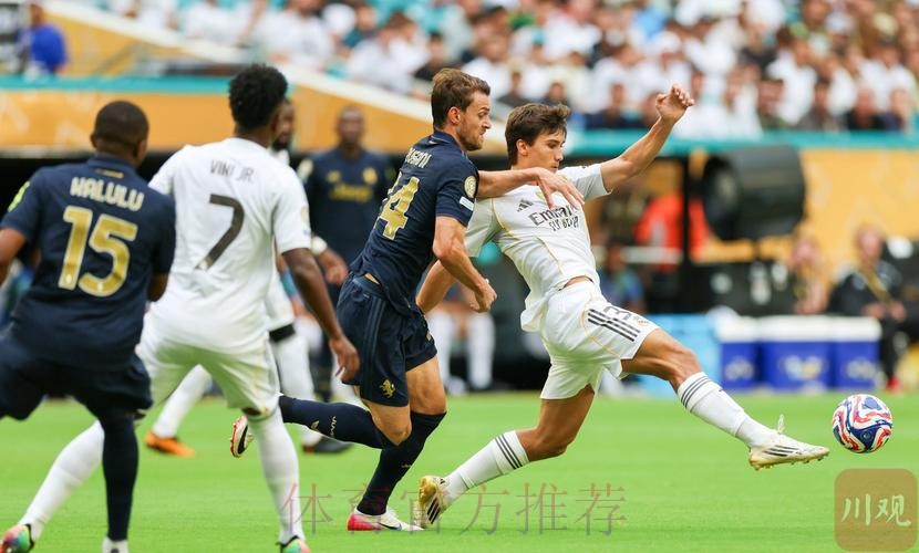 一个人就是防线!皇马门神世界级扑救 拒两必进球 一个人就是防线!皇马门神世界级扑救 拒两必进球