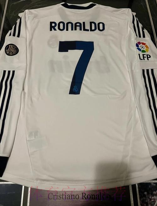 队报披露:遭皇马逆转后 巴黎更衣室死亡般寂静 队报披露:遭皇马逆转后 巴黎更衣室死亡般寂静